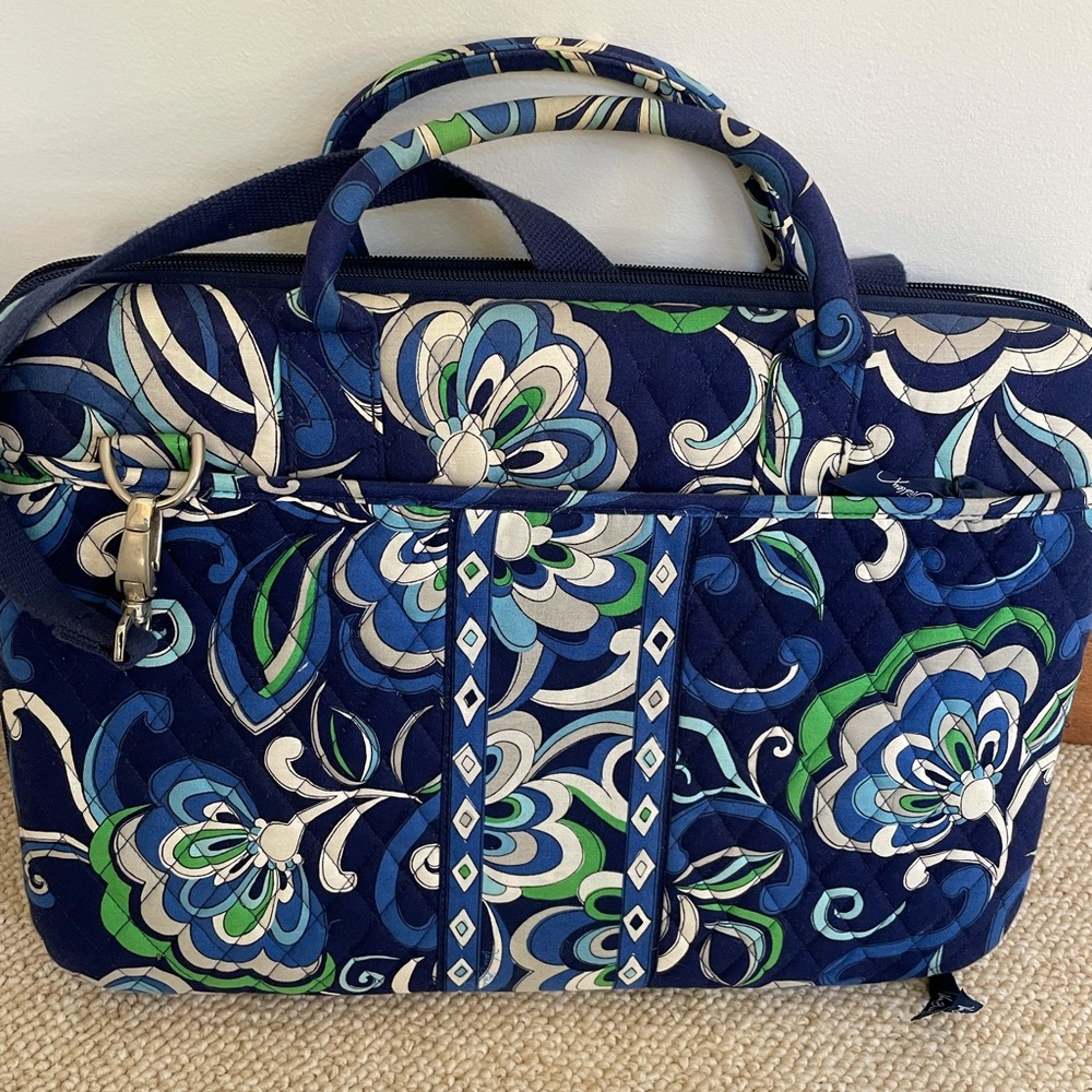 Vera Bradley hard case tablet / I pad holder.